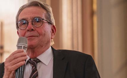 Hommage à M. Philippe Marchegay