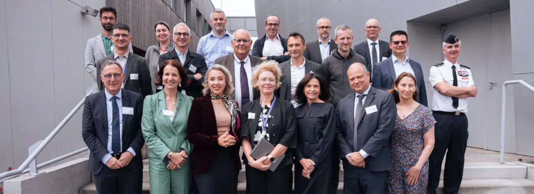 Former 11 000 futurs professionnels du spatial : le projet COMETES est lancé